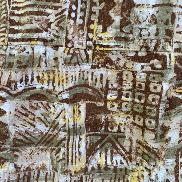 button up - Picture 3 of 3